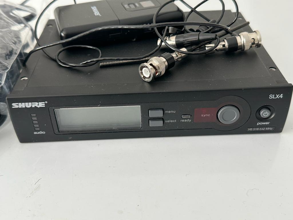 Shure Wirless SLX4